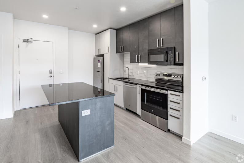 Canyon View Apartments kitchen