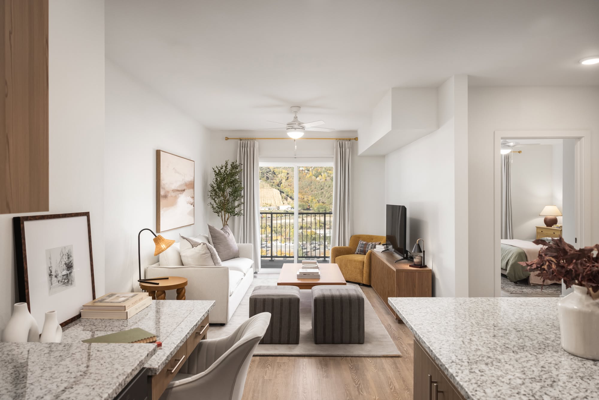 Glenwood Meadows Apartments living area